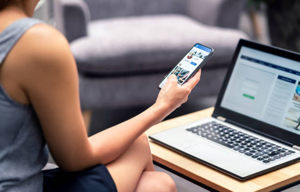 How much does it cost to run ads on LinkedIn
